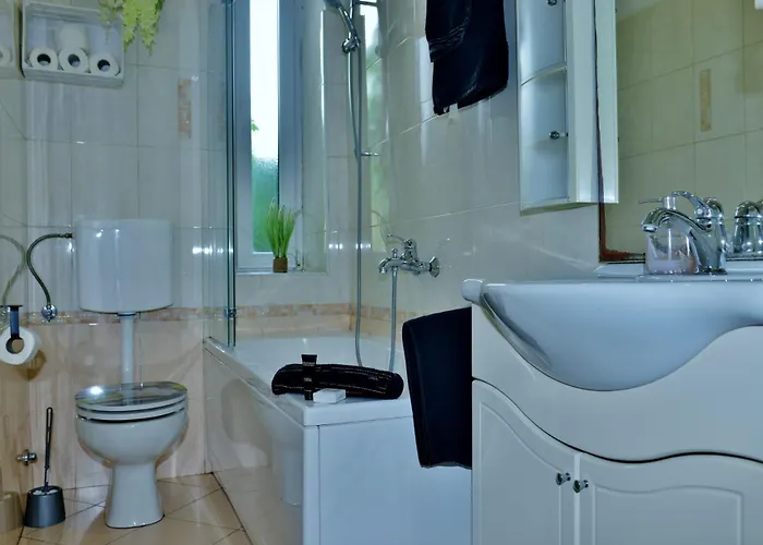 Lorena S Dvoristem-with Garden -prizemlje,eg,pianterreno,ground Floor * Rijeka