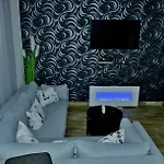 Lorena S Dvoristem-with Garden -prizemlje,eg,pianterreno,ground Floor,free Parking * Fiume
