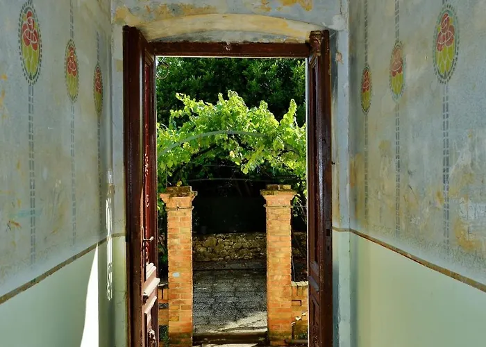 Lorena S Dvoristem-with Garden -prizemlje,eg,pianterreno,ground Floor Daire *